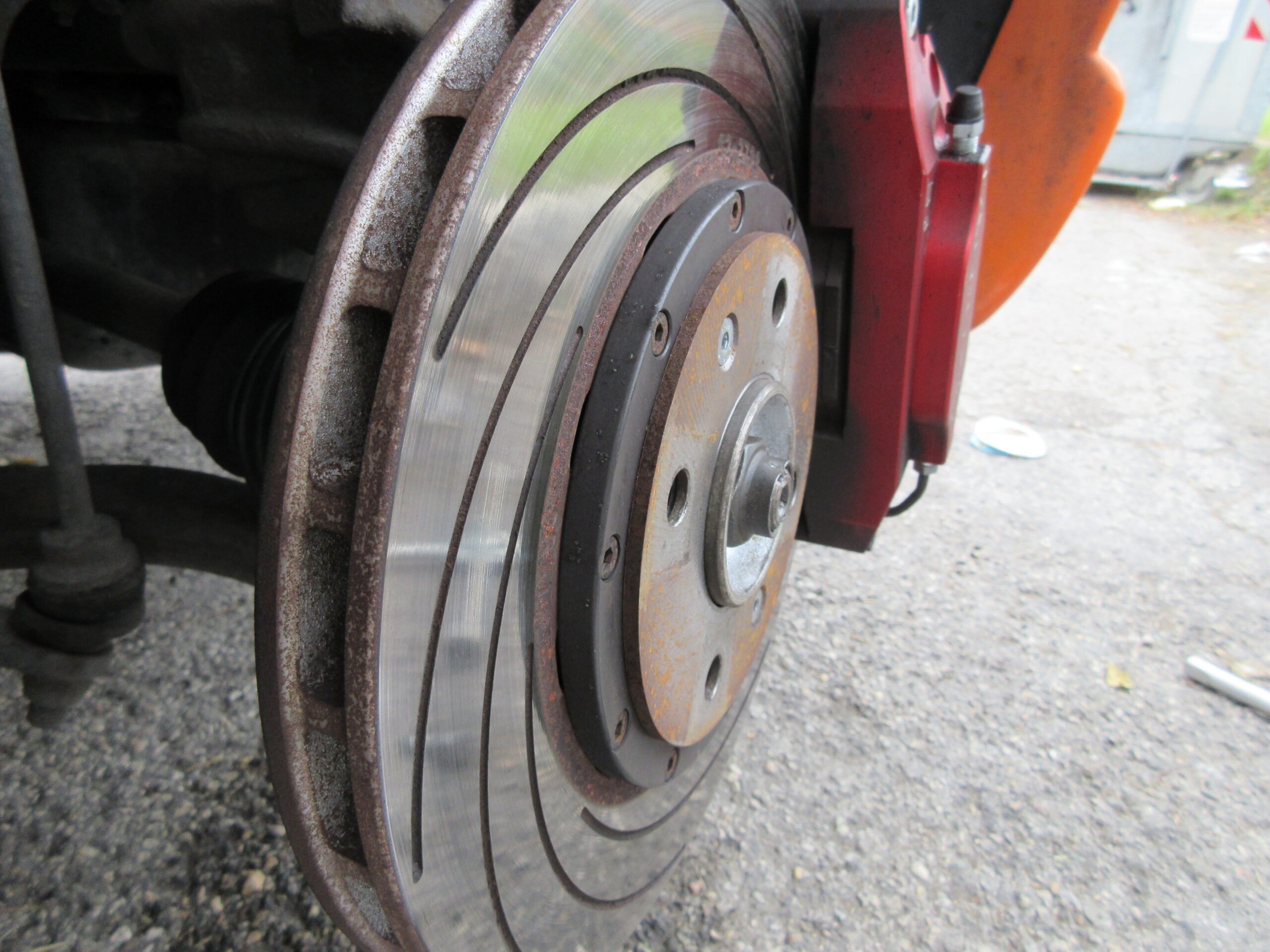 SUV, Pickup, and Van Brakes Under a Full Load