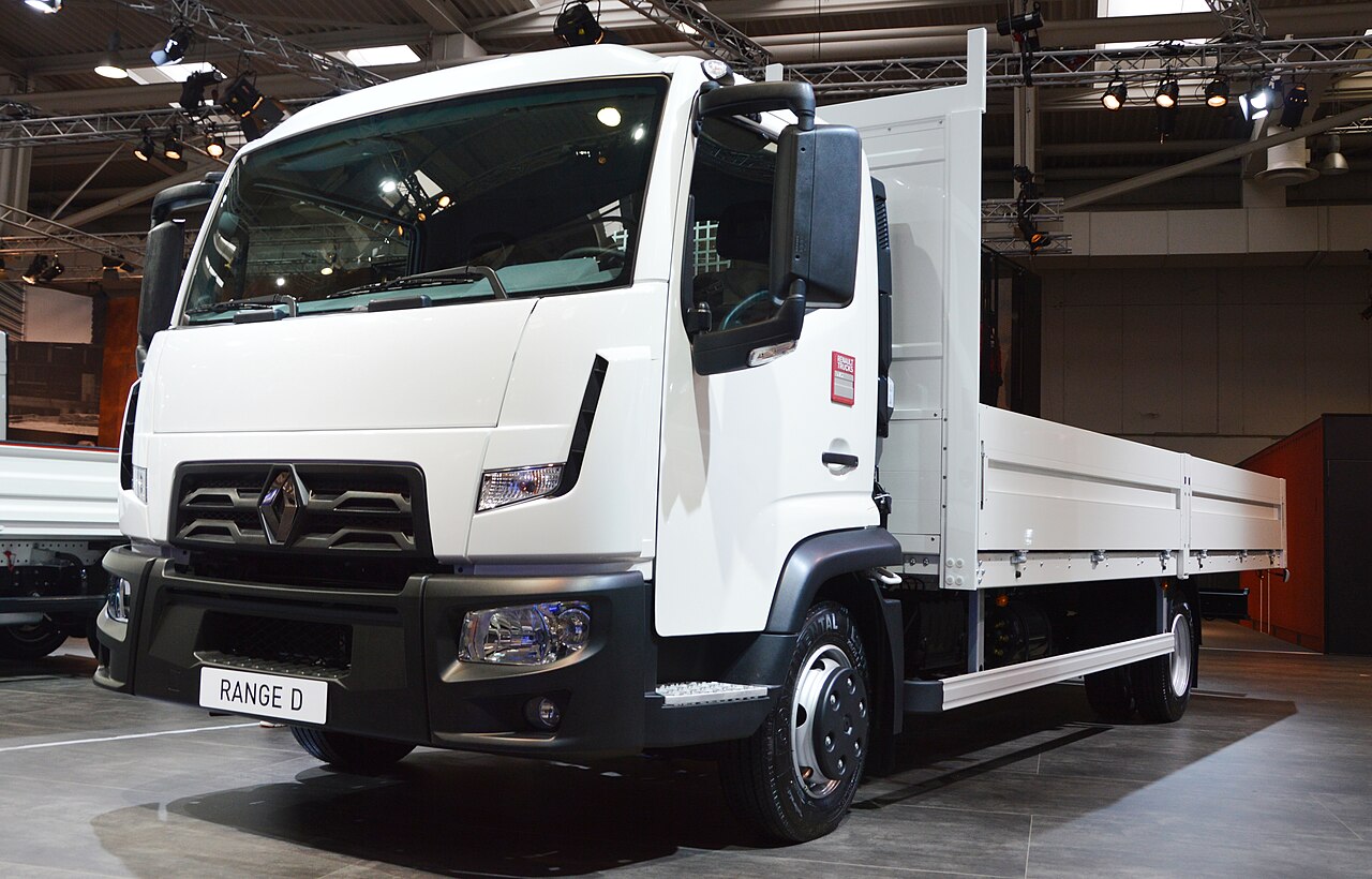 Renault D 7.5 truck fitted with an exhaust brake